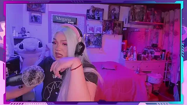 Check out our webcam shows gallery and message on a personal level with our sweet squirt cams hosts, showing off their natural physiques and sex toys.