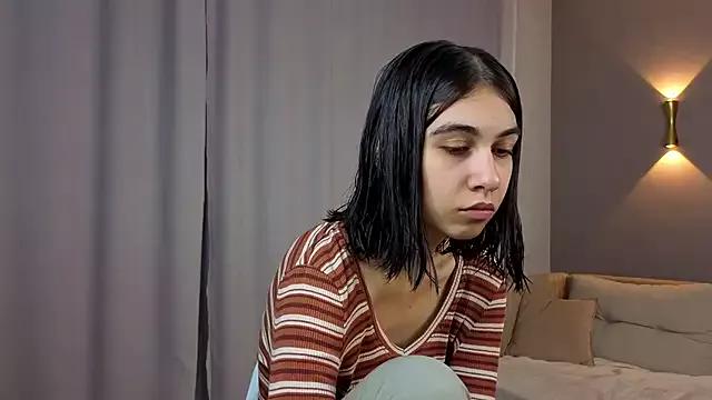 Check out our webcam shows gallery and message on a personal level with our sweet squirt cams hosts, showing off their natural physiques and sex toys.