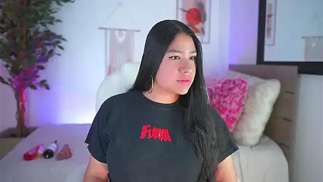 melissa_laurent_ from StripChat is Freechat