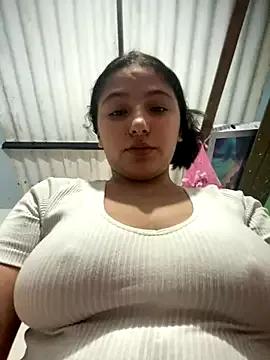 melissa_milkk from StripChat is Freechat