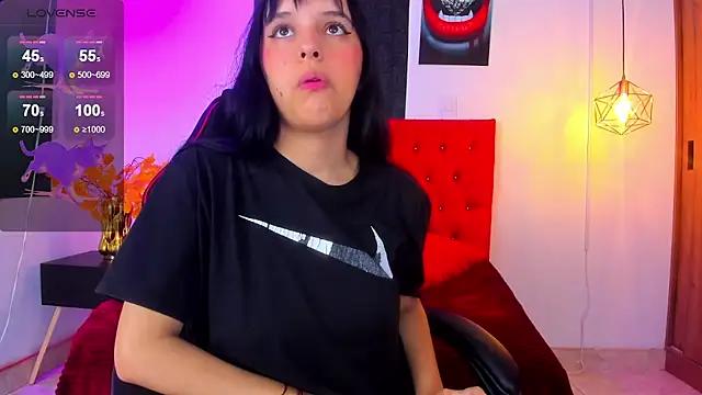 Check out our webcam shows gallery and message on a personal level with our sweet squirt cams hosts, showing off their natural physiques and sex toys.