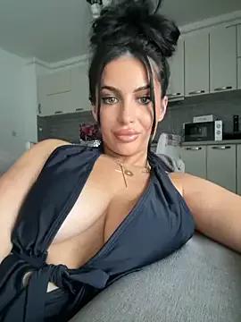 Check out our webcam shows gallery and message on a personal level with our sweet squirt cams hosts, showing off their natural physiques and sex toys.