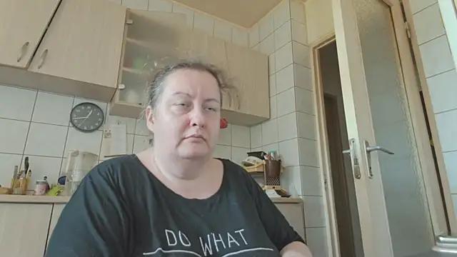 melissaBlessing from StripChat is Freechat