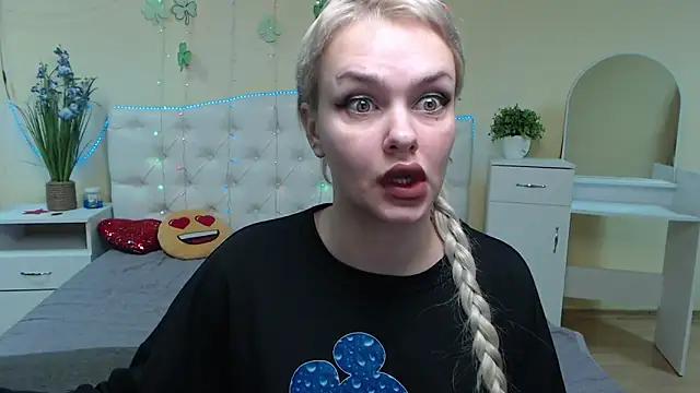 Check out our webcam shows gallery and message on a personal level with our sweet squirt cams hosts, showing off their natural physiques and sex toys.