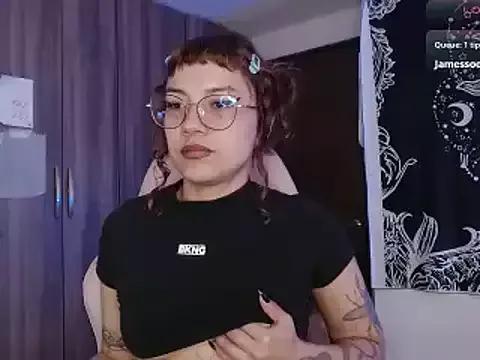 Check out our webcam shows gallery and message on a personal level with our sweet squirt cams hosts, showing off their natural physiques and sex toys.