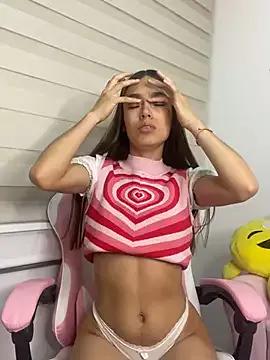 melody_brawns from StripChat is Freechat