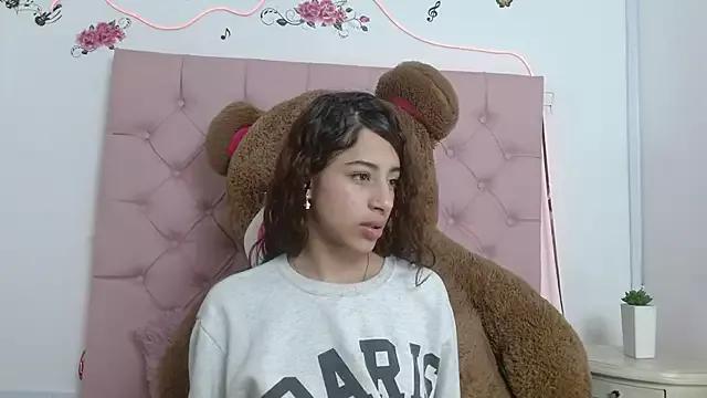 Check out our webcam shows gallery and message on a personal level with our sweet squirt cams hosts, showing off their natural physiques and sex toys.