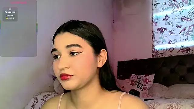 MelodyySweetie from StripChat is Freechat