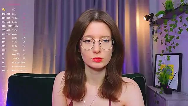 MeltyMona from StripChat is Freechat