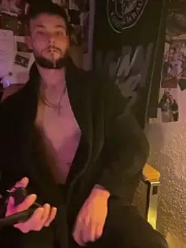 Mexxwell69 from StripChat is Freechat