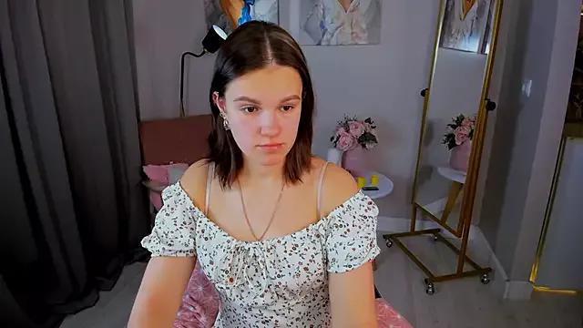 Check out our webcam shows gallery and message on a personal level with our sweet squirt cams hosts, showing off their natural physiques and sex toys.