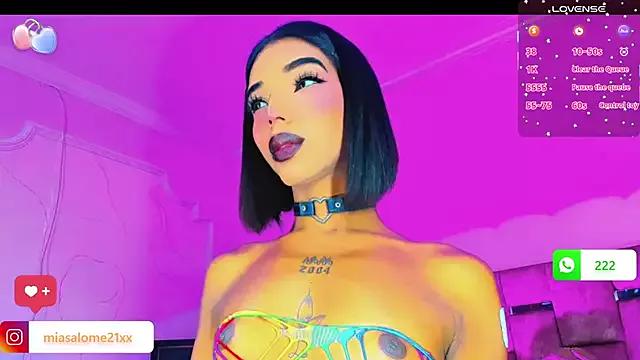 Mia_Castro_xx from StripChat is Freechat