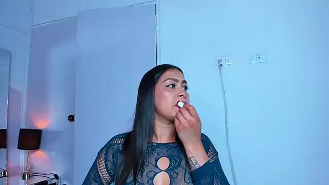 Miaa_Garcia from StripChat is Freechat