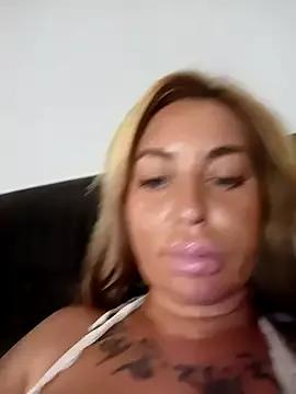 Photos of MiaMooly from StripChat is Freechat