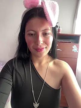 MiaSalinas from StripChat is Freechat