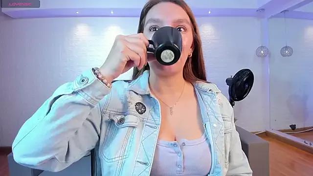 Check out our webcam shows gallery and message on a personal level with our sweet squirt cams hosts, showing off their natural physiques and sex toys.