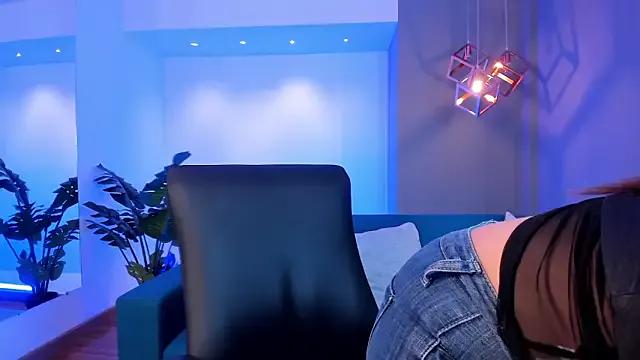 Check out our webcam shows gallery and message on a personal level with our sweet squirt cams hosts, showing off their natural physiques and sex toys.