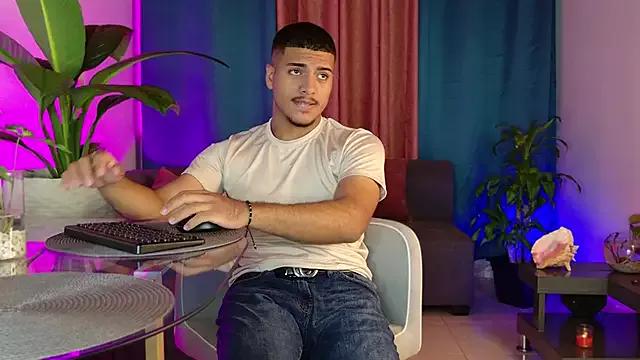 michel_g1 from StripChat is Freechat