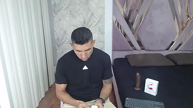 Check out our webcam shows gallery and message on a personal level with our sweet squirt cams hosts, showing off their natural physiques and sex toys.