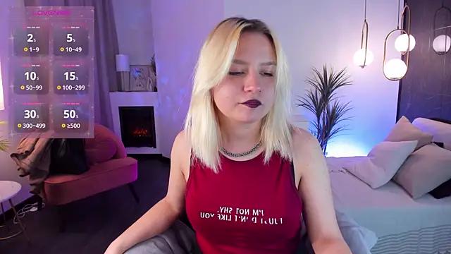 Check out our webcam shows gallery and message on a personal level with our sweet squirt cams hosts, showing off their natural physiques and sex toys.