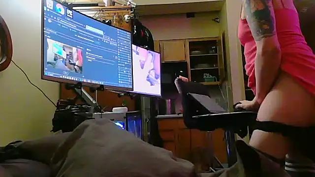 Check out our webcam shows gallery and message on a personal level with our sweet squirt cams hosts, showing off their natural physiques and sex toys.