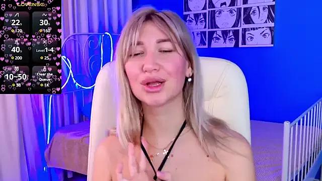 MilaBott from StripChat is Freechat