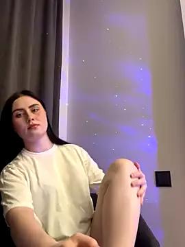 MilanaDayLi from StripChat is Freechat