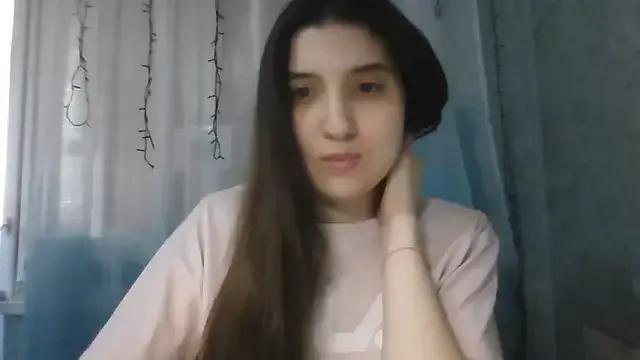 MilanesaGold28 from StripChat is Freechat