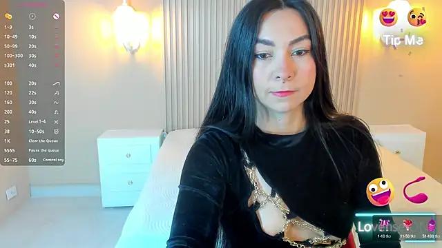 Check out our webcam shows gallery and message on a personal level with our sweet squirt cams hosts, showing off their natural physiques and sex toys.