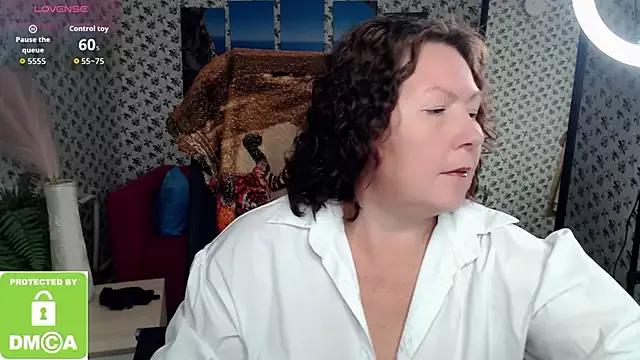 milf_hornys from StripChat is Freechat
