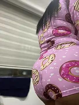 Milff_parkerrr from StripChat is Freechat