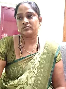 milkee143 from StripChat is Freechat