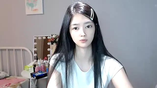 Mimi-cnbaby from StripChat is Freechat