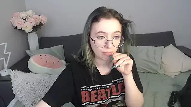 Mini_Diva from StripChat