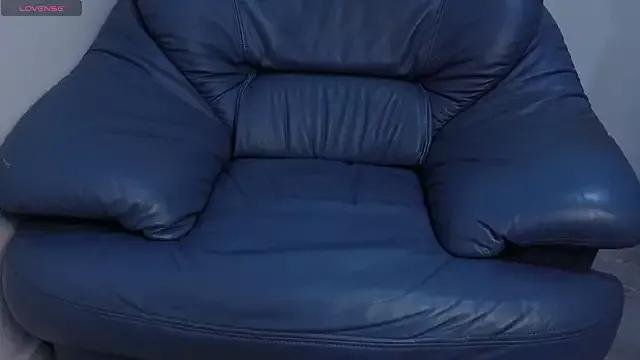 mini_unicorn from StripChat