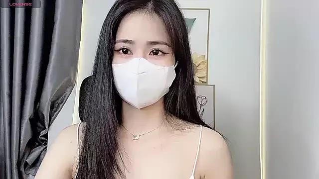 Mint2k from StripChat is Freechat