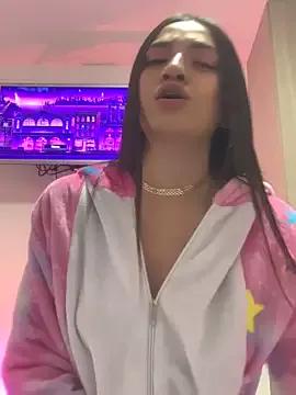 MiQeilaSweet from StripChat is Freechat