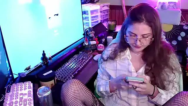 Check out our webcam shows gallery and message on a personal level with our sweet squirt cams hosts, showing off their natural physiques and sex toys.