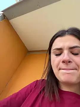 MiraReach from StripChat is Freechat