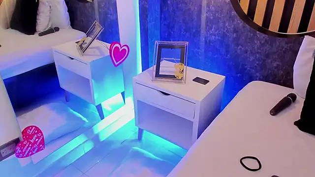 Check out our webcam shows gallery and message on a personal level with our sweet squirt cams hosts, showing off their natural physiques and sex toys.