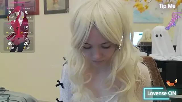 MissKotomiss from StripChat is Freechat