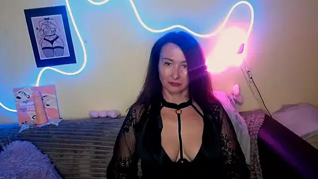 MistressVera66 from StripChat is Freechat