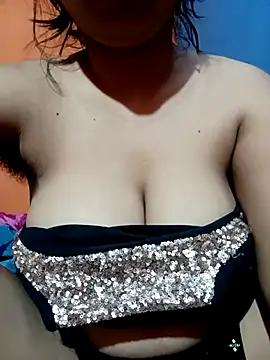 miyaababy from StripChat is Freechat