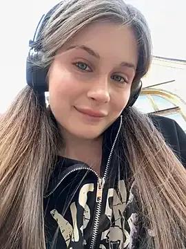 Photos of mmelicious from StripChat is Freechat