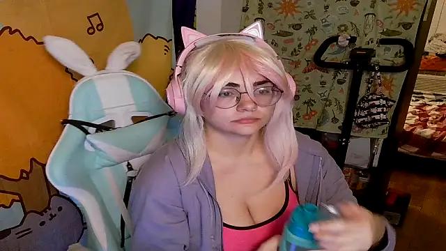 Check out our webcam shows gallery and message on a personal level with our sweet squirt cams hosts, showing off their natural physiques and sex toys.