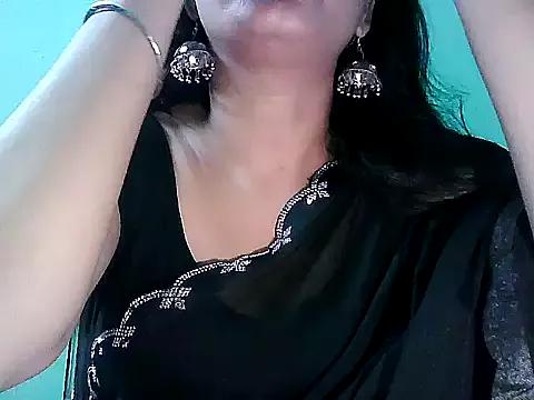 Model-Tanya from StripChat is Freechat