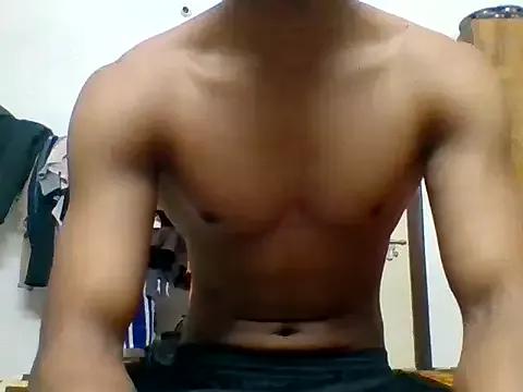 modelguyyy from StripChat is Freechat