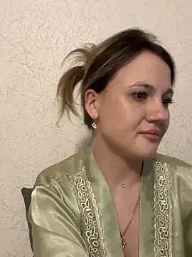 mollygirll from StripChat is Freechat