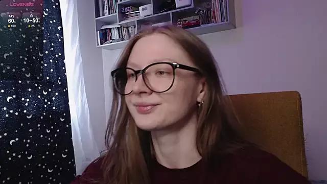 mollytuck from StripChat is Freechat