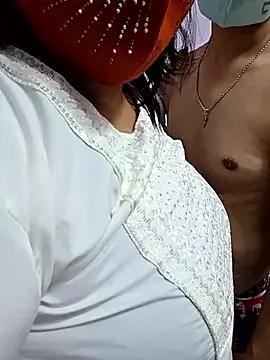 MOM-SUN-COUPLE from StripChat